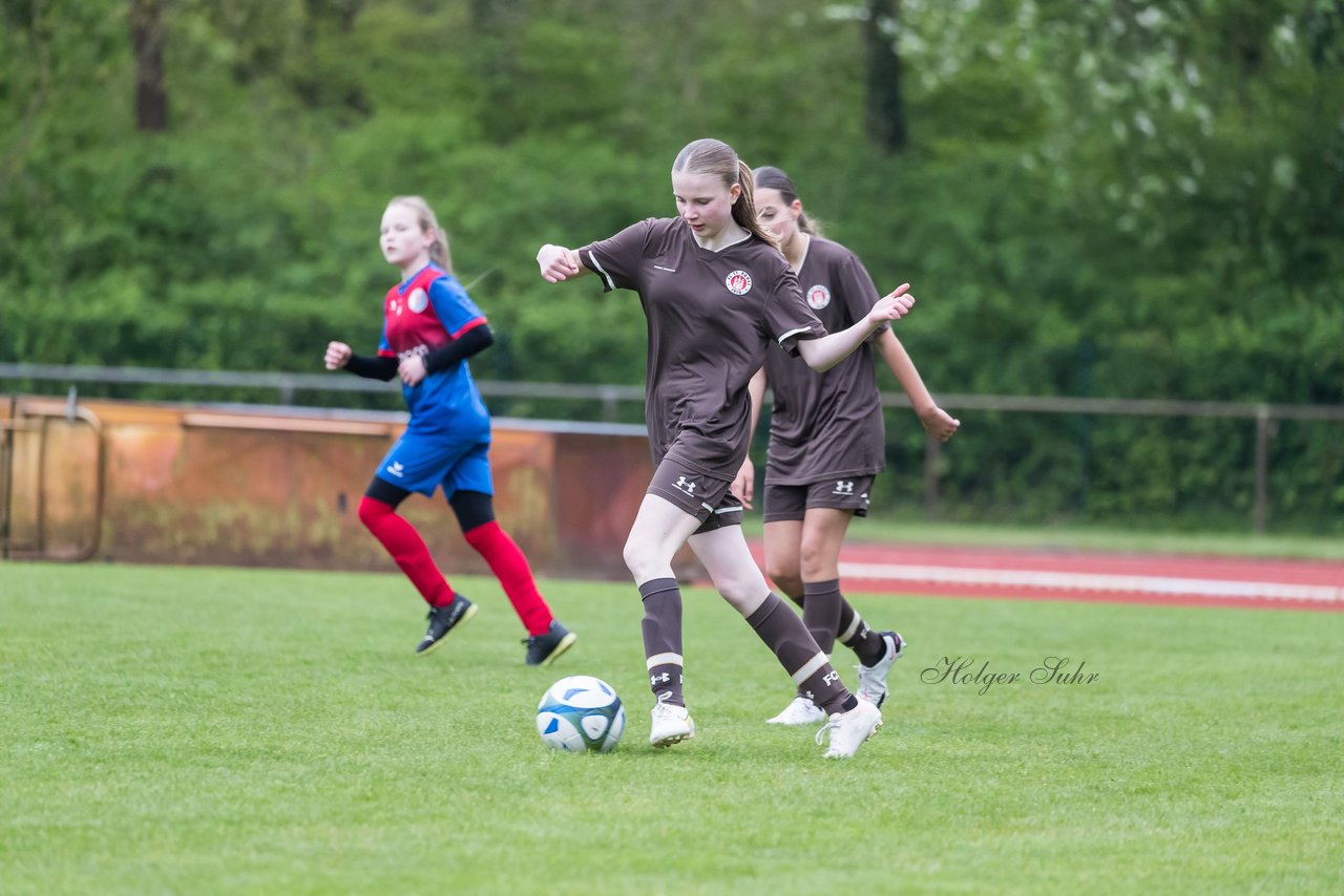 Bild 187 - wCJ VfL Pinneberg3 - St.Pauli : Ergebnis: 2:1